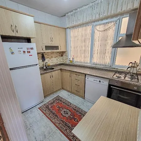 شقة Air Conditioner-3 Bedroom-near Metro And Mall