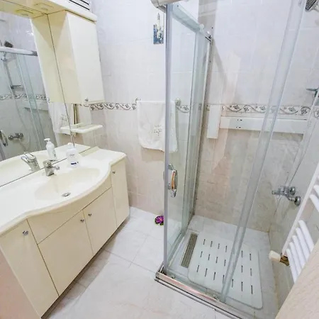 Air Conditioner-3 Bedroom-near Metro And Mall